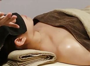 Japanese Aroma Oil Massage 5