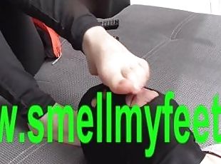 russian mistress foot sniffing