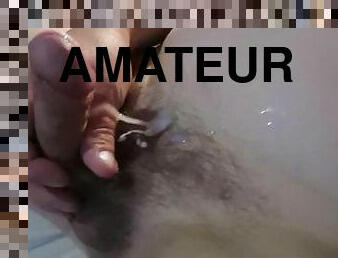 Masturbe (145) with one testicle