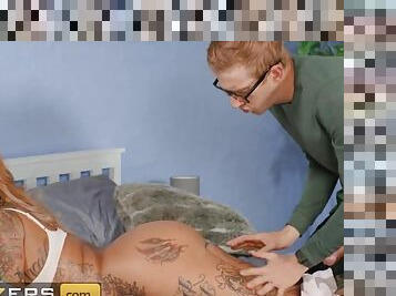 Brazzers - Danny D Is The Lucky Dude Who Gets To Help Beth Adams With Her Tattoo Care Routine - Danny d