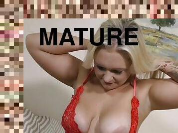 amatori, matura, bunicuta, milf, hardcore, grasana, britanic, mama-mother