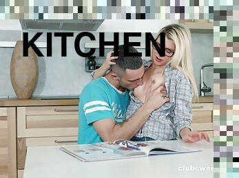 Morning sex in the kitchen for the nerdy blonde