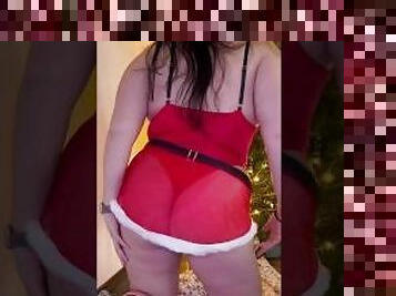 BBW milf with thick ass waiting for you under the Christmas tree