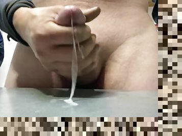 enorme, masturbación, squirting, amateur, chorro-de-corrida, polla-enorme, paja, primera-persona, corrida, esperma