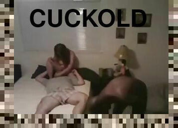 Cuckold-husband-is-a-pussy-cleaner