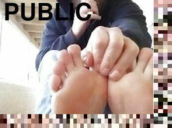 Public Feet Joi