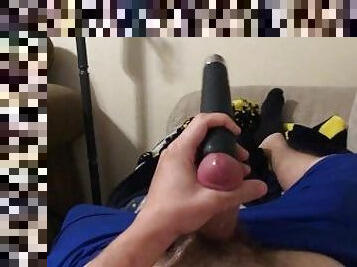 Using vibrator for a quick cum! Nice big load as I moan while cumming.
