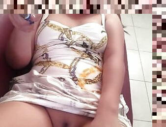 vestido sexy y me masturbo muy rico estoy muy cachonda quiero verga y mi coñito