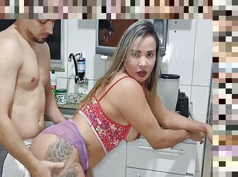 A Verdadeira Dona De Casa Lava , Passa E Cuzinha Para O Marido ..jhonny Hot1 7 Min