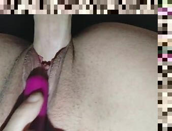 My husband fucking my tight pussy in the car until he cums.