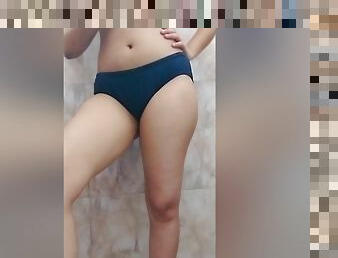 Li Ya - Stepmama Ki Ladki Aaye Gumne Humne Bana Video Hot Desi Girl