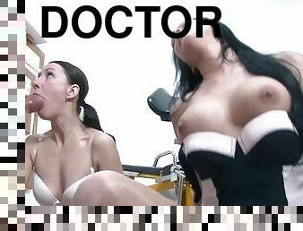dokter, gambarvideo-porno-secara-eksplisit-dan-intens, jerman, eropa, mata-uang-euro