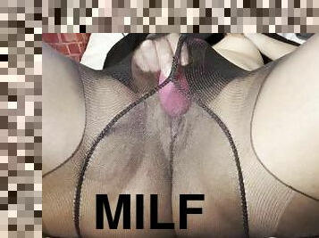 Sexy Latina Milf pleays with her wet pussy in pantyhose