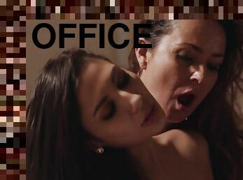 Gianna Dior And Elexis Monroe - Scandalous Office Party In 4k