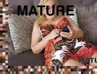 MATURE4K. Blonde woman in her fifties follows her own needs for carnal fun