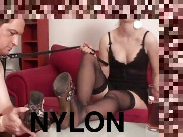 spiller, bdsm, slave, fødder, bondage, brunette, nylon