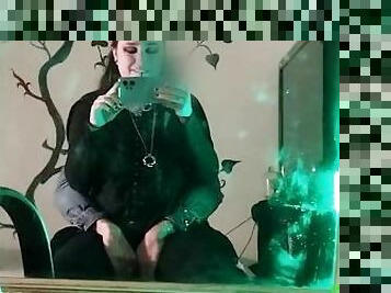 Je baise ma copine Gothique en face du miroir - GreenCatFromHell