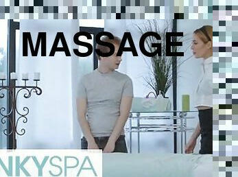 Kinky Spa - Charming Blonde Aiden Ashley Gets The Best Treatment By Her Massage Therapist