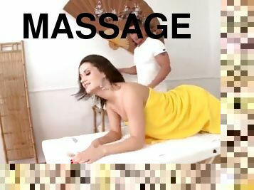 MMmassage from the back