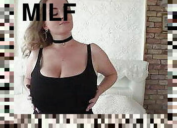 Perfect MILF big tits