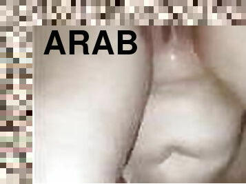 fellation, arabe, double, femme-habillée-mec-nu, sur-le-visage, pénétrante