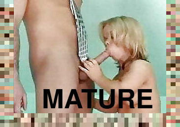 Midget mature whore 