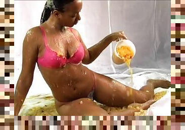 Hot ebony girl getting messy with fruit cocktail & apple sauce - FULL