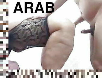 arabi, isot-upeat-naiset