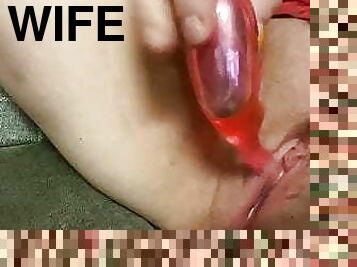klitoris, masturbavimasis, orgazmas, putytė, čiurkšlė, žmona, milf, žaislas, aptemptas