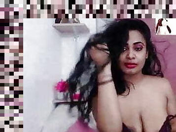 Desi aunty boobs 