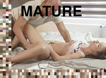 mastürbasyon-masturbation, yaşlı, anal, olgun, ihtiyar-kadın, genç, zorluk-derecesi, genç-18, daha-yaşlı, yakalanmış