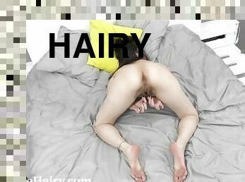 Milena Juice enjoys her hairy body in bed