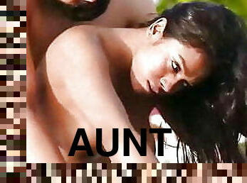 Desi aunty doggystyle sex videos 