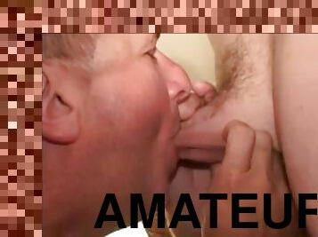 Amateurs Steve and Robert Enjoy Gay Sex