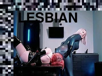 Sexual Erotic Fun Strap-on Lesbian Latex Pleasure