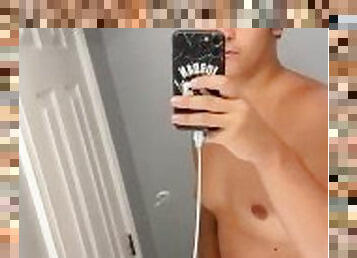 TEEN ALMOST CAUGHT NAKED