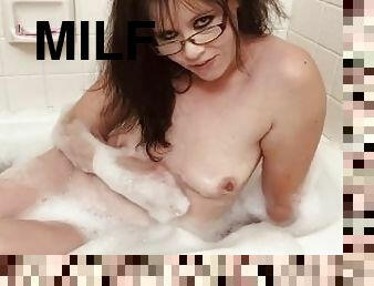 Sexy MILF in Bubble Bath Teasing Dirty Talk stepmom Bod w/ Glasses!