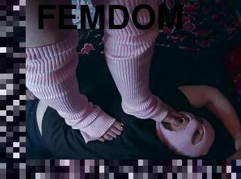 I heard you like femdom and want to be trampled by your goth teen stepsis in knee high socks, perv