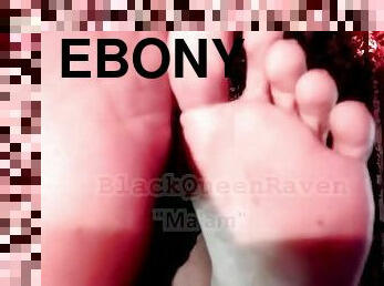 Beg to stroke to My dirty Ebony soles