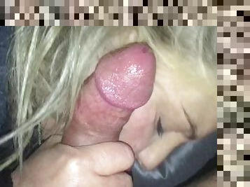 Stepsister plays with my balls and begs me to cum on her face