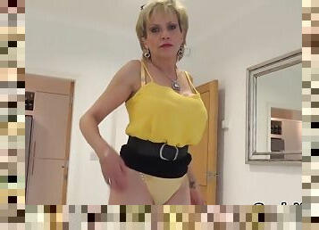 Lady Sonia - Unfaithful British Mature Her Big