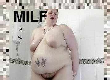 Sexy BBW dancing in the shower
