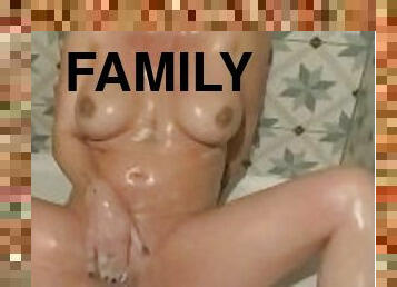 dyakol-masturbation, baguhan, milf, kamera, maninilip, talsikan-ng-tamod-sa-mukha, pamilya