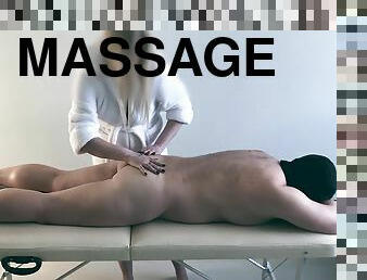 Experienced Masseuse Gives A Relaxing Oiled Massage With Happy Ending