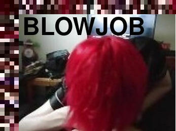 Tgirl gives you a blowjob ????