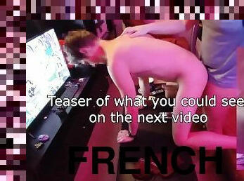 Netflix & Chill : Gay french couple enjoys evening watching series and do blowjob