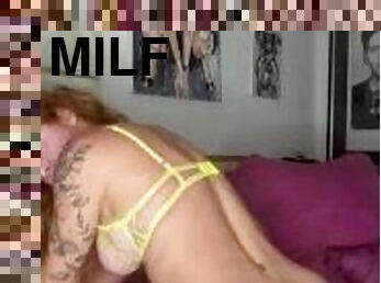 Crazed ginger MILF pillow humping