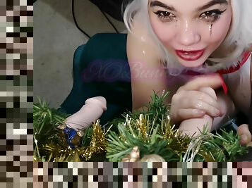 Mrs. Claus Fucks Pussy & Ass With Fuck Machine & Has Bukkake With Elves Xxxmas Model Contest