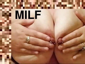 Tit fucking and pearl necklace on Big Tit MILF