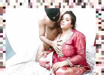 Indian Bhabhi Sucking Cock of Her Hot Devar